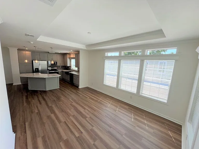 5620 Woodford St #5620E — Photo 7