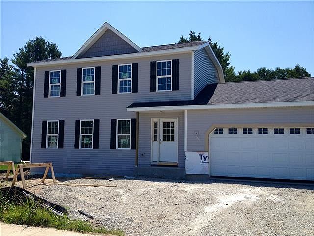 1st image of 101 Green Ash Ln
