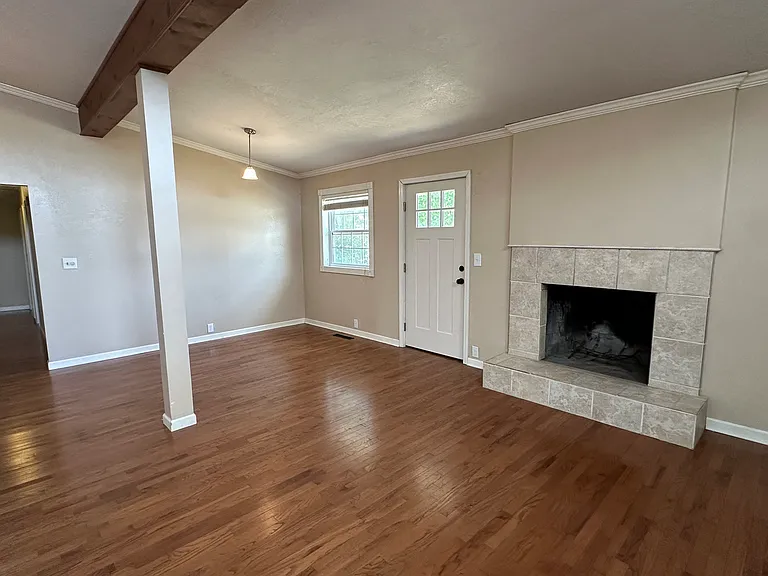 1610 S Saint Louis Ave #1 — Photo 8