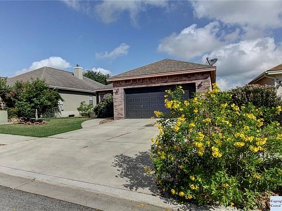 4th image of 319 Bonner Blvd