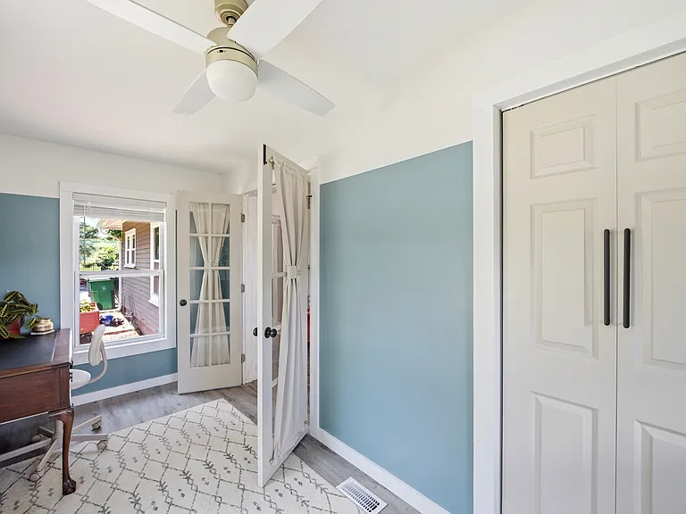 2601 Derita Ave — Photo 11