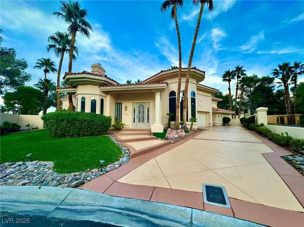 8101 Moonstone Cir, Las Vegas, NV 89128