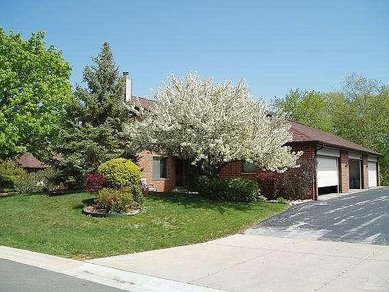 1st image of 8160 S Forest Hills Cir