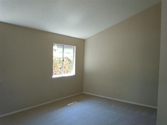 5th image of 1021 Bienville St