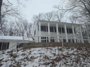 103 Catswamp Rd, Hackettstown, NJ 07840