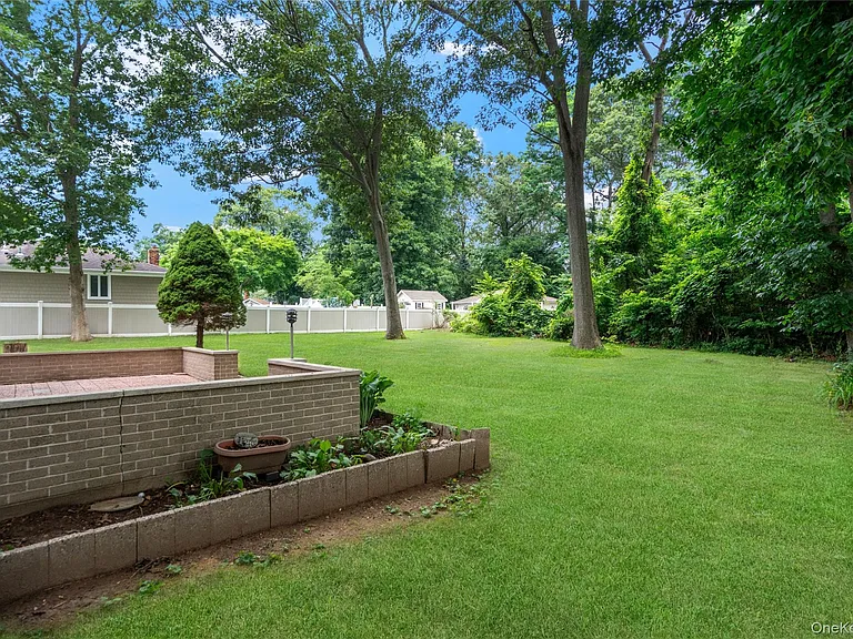 39 Wolfhollow Rd — Photo 31