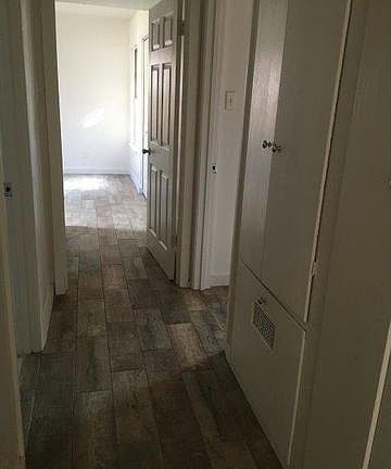 4th image of 4535 Waikiki Dr