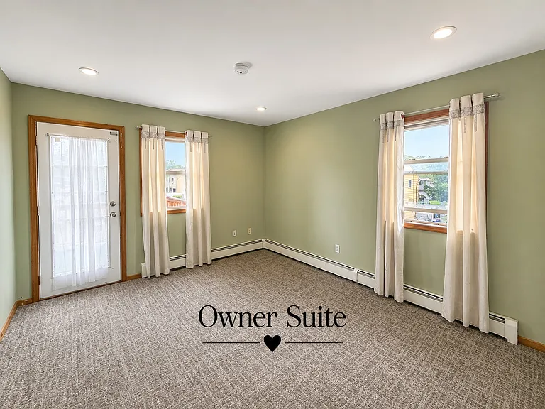 263 Commack Rd #1 — Photo 16