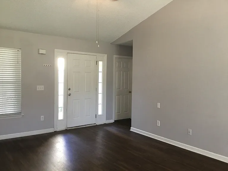 38 Sandy Pointe Dr — Photo 11