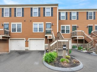 177 Foxbridge Village Rd #177, Branford, CT 06405