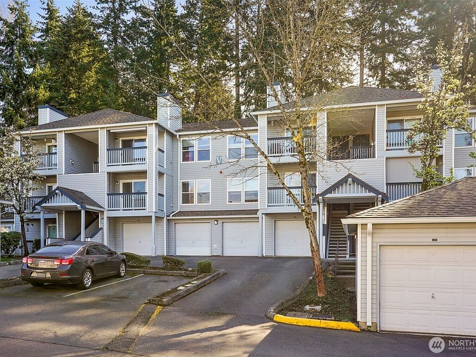 1st image of 33202 10th Avenue SW #v202