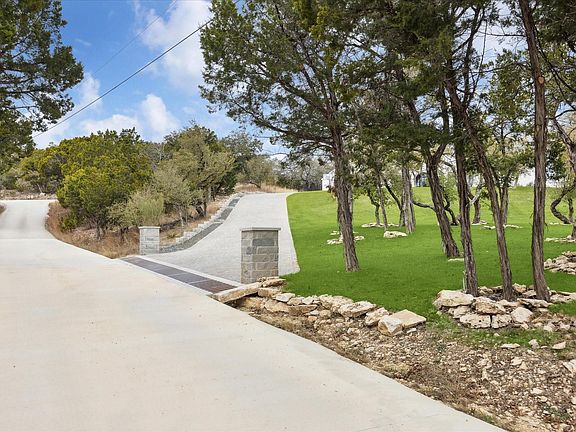 3rd image of 500 Rancho Grande Dr