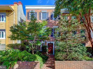 328 Constitution Ave NE, Washington, DC 20002