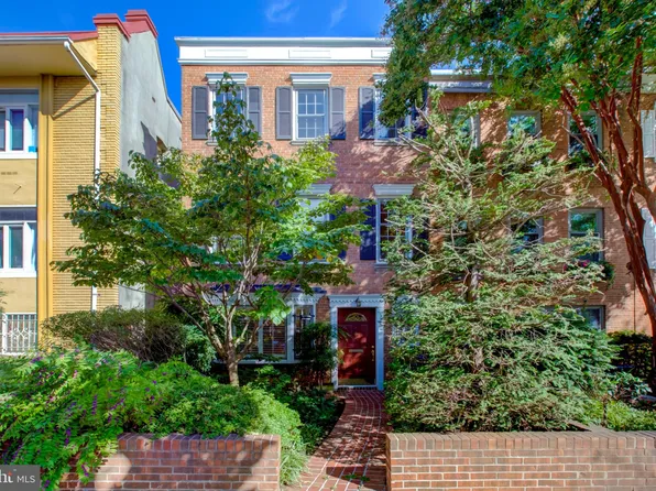 328 Constitution Ave NE, Washington, DC 20002