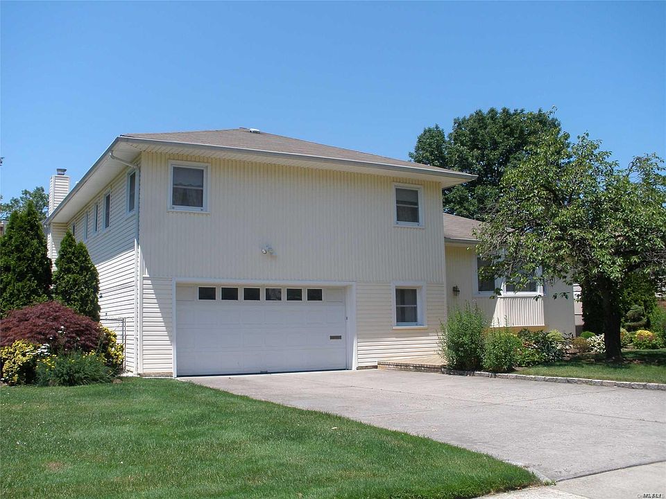 1st image of 10 Ursula Drive