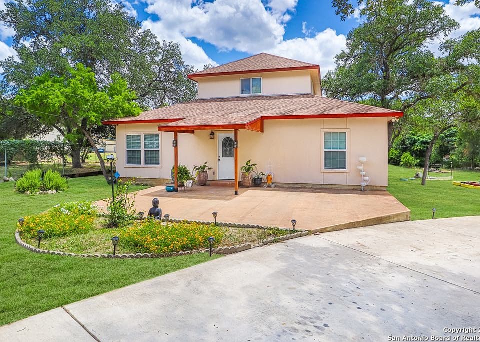 1st image of 12154 Manzanita St