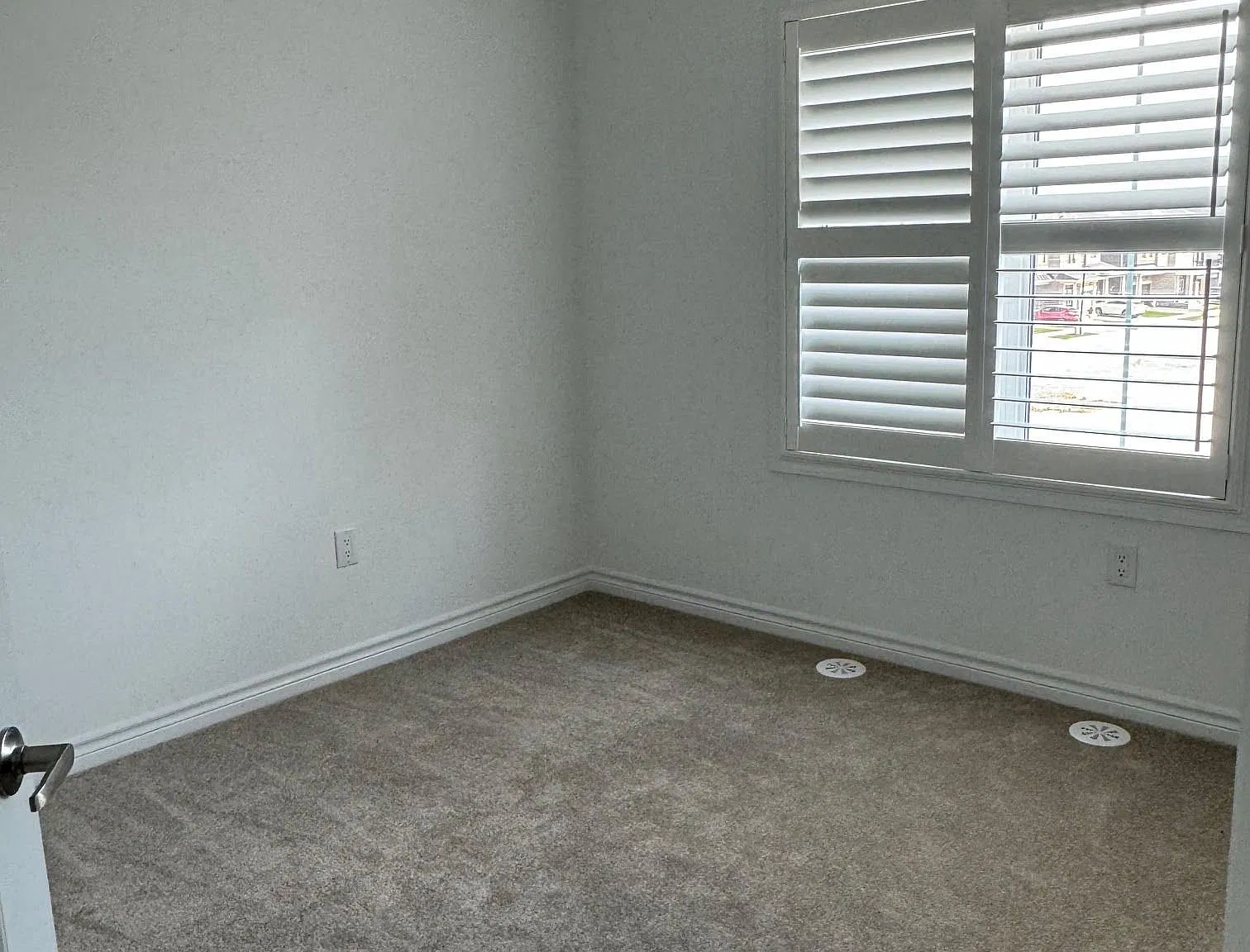 3 bed, $3,300 — Photo 4