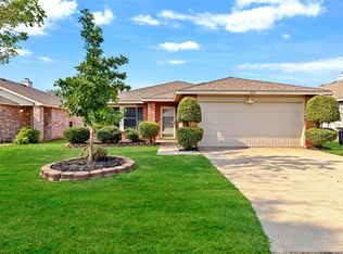 5713 Glenshee Dr, Fort Worth, TX 76135
