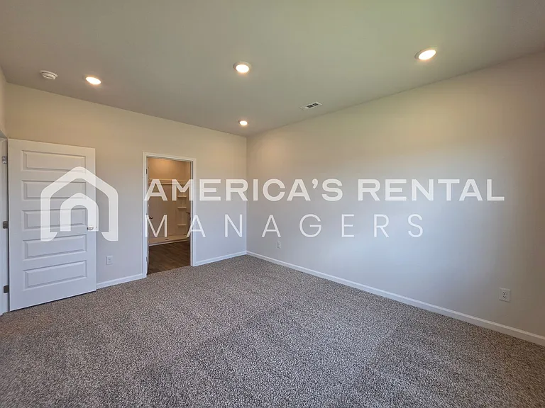 177 Keller Dr — Photo 40