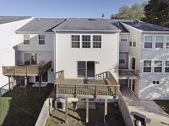 4th image of 24 Snead Dr