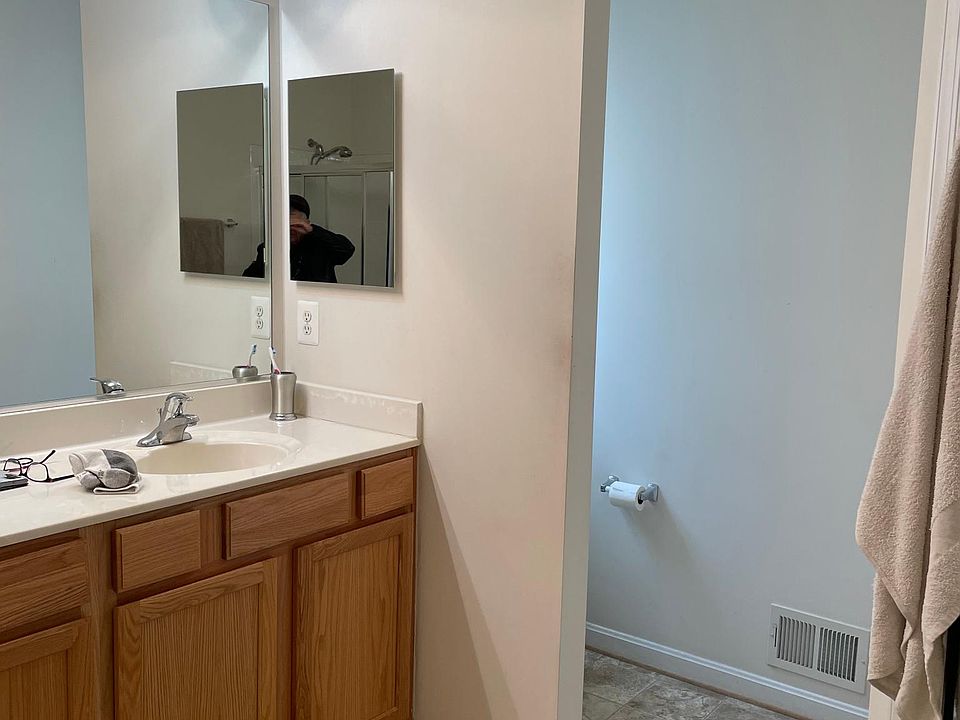 1st image of 3686 Osborne Dr