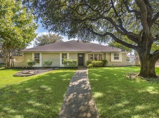 2820 Crow Valley Trl, Plano, TX 75023