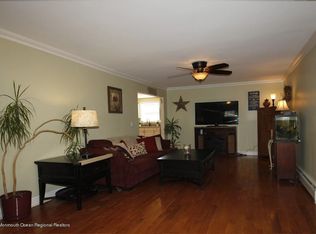 272 Linden St, Middletown, NJ 07748