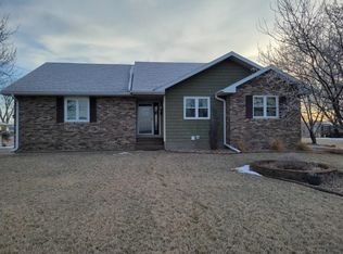 355 7th Ave, Columbus, NE 68601