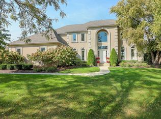 6825 Fieldstone Dr, Burr Ridge, IL 60527