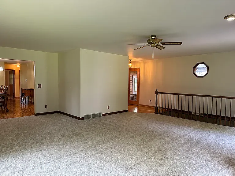 5610 Marengo Rd — Photo 13