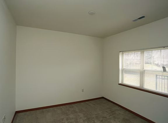 4th image of 1803-1807 S 92nd St #209