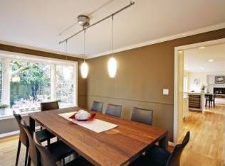 2616 Evergreen Point Rd, Medina, WA 98039