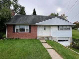 99 W Main St, Morrisville, NY 13408