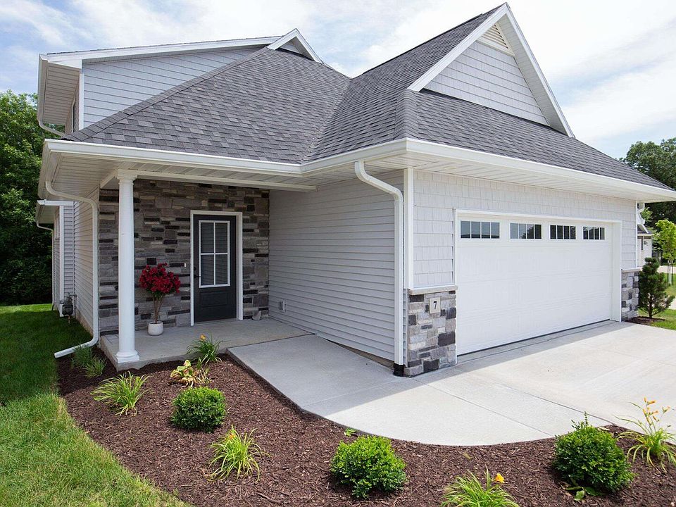 1st image of 7 Welcome Center Ct