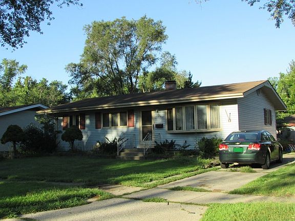 2nd image of 77 Indianwood Dr