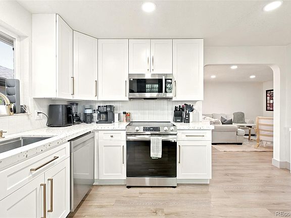 4th image of 3353 Krameria St