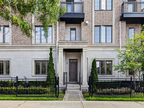 3rd image of 8 Mildred Temple Way