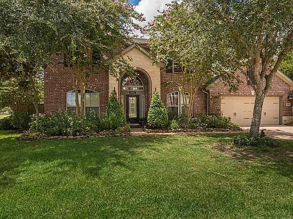 2nd image of 2121 Quiet Falls Ln