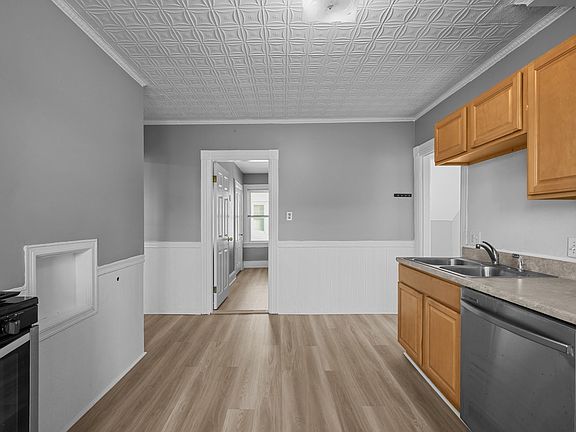 4th image of 53-55 Potter St #11307222