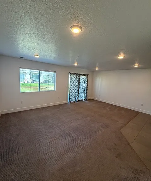 6532 S Liberty Way — Photo 3