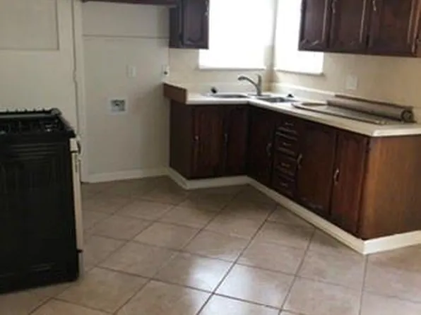 206 W 44th St, Houston, TX 77018