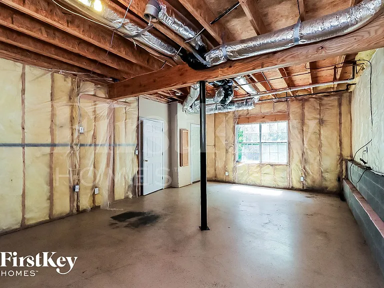 7795 Poppy Dr — Photo 8