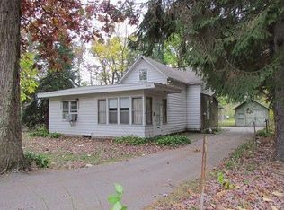 2152 S Riverside Dr, Beloit, WI 53511