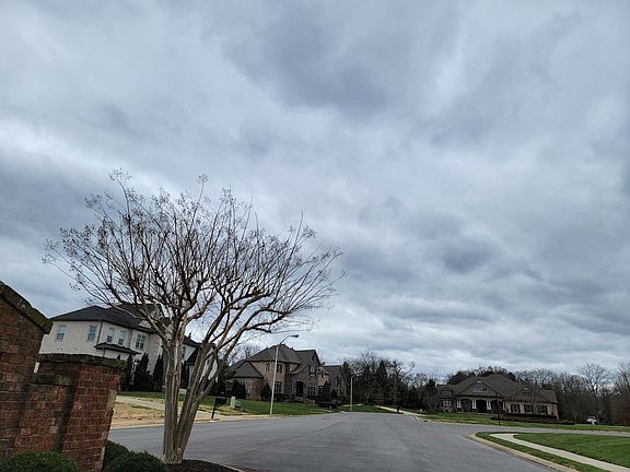 4th image of 5610 Glenalden Dr