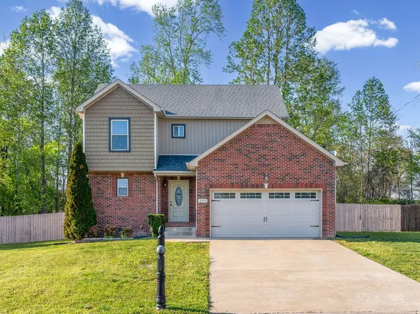 3469 Bradfield Dr, Clarksville, TN 37042