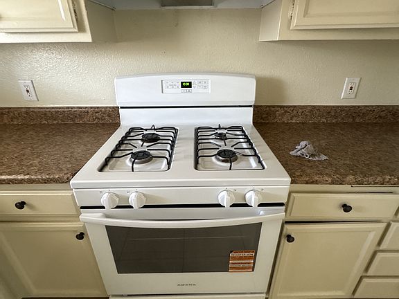 5th image of 40260 Mayberry Ave APT 1