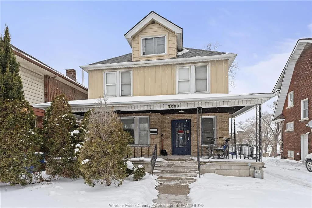 9 bed, $500 — Photo 1