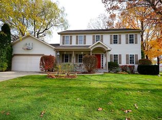 51230 Lexingham Dr, Granger, IN 46530