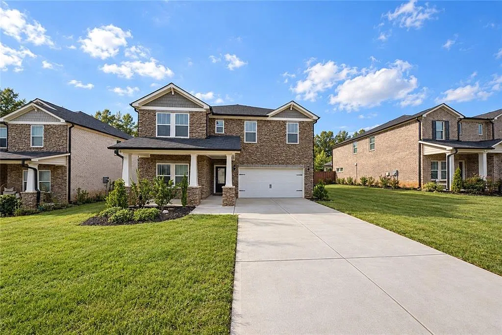 5 bed, 4.5 bath, 3290 sqft, $3,800 — Photo 1