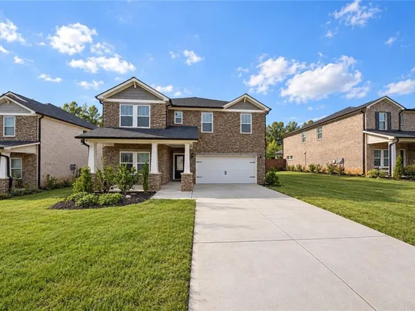 6926 Newcastle Ct, Fairburn, GA 30213